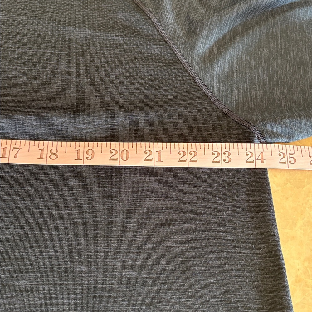 Men’s Lululemon long sleeve performance T shirt. - Picture 12 of 16